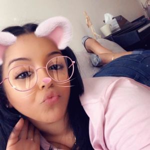 Meet your Posher, Lily